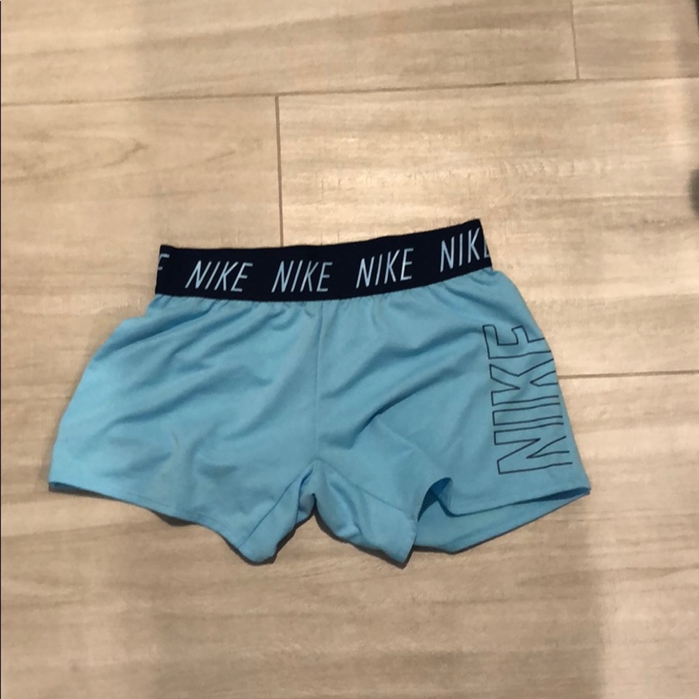 💙Aqua and Navy Blue athletic shorts